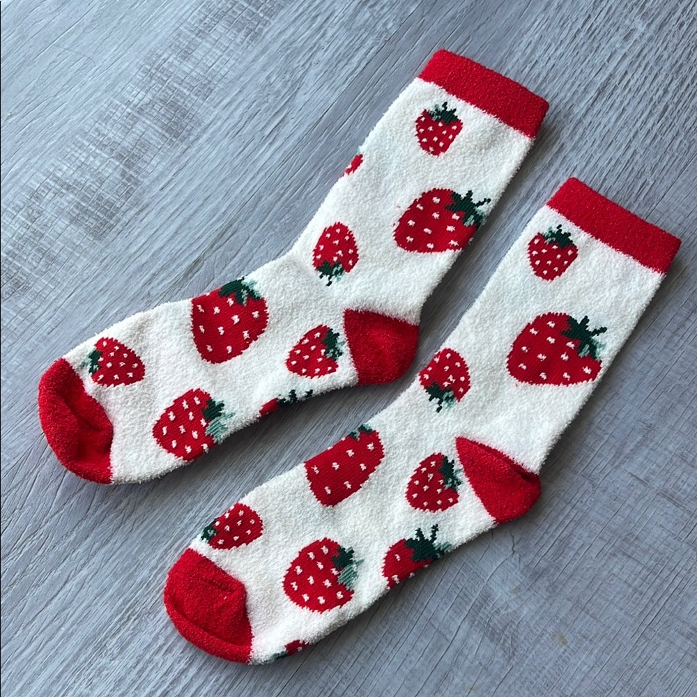 NIP Strawberry Fuzzy Socks, shoe size 4-10.